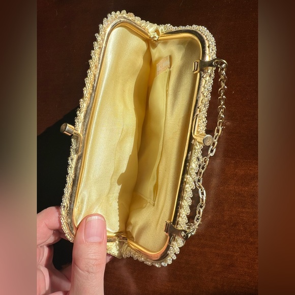 Yellow vintage beaded purse - Picture 6 of 6